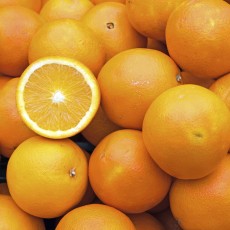 Oranges at the market
